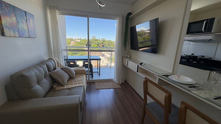 Apto lindo e aconchegante com Piscina região centr