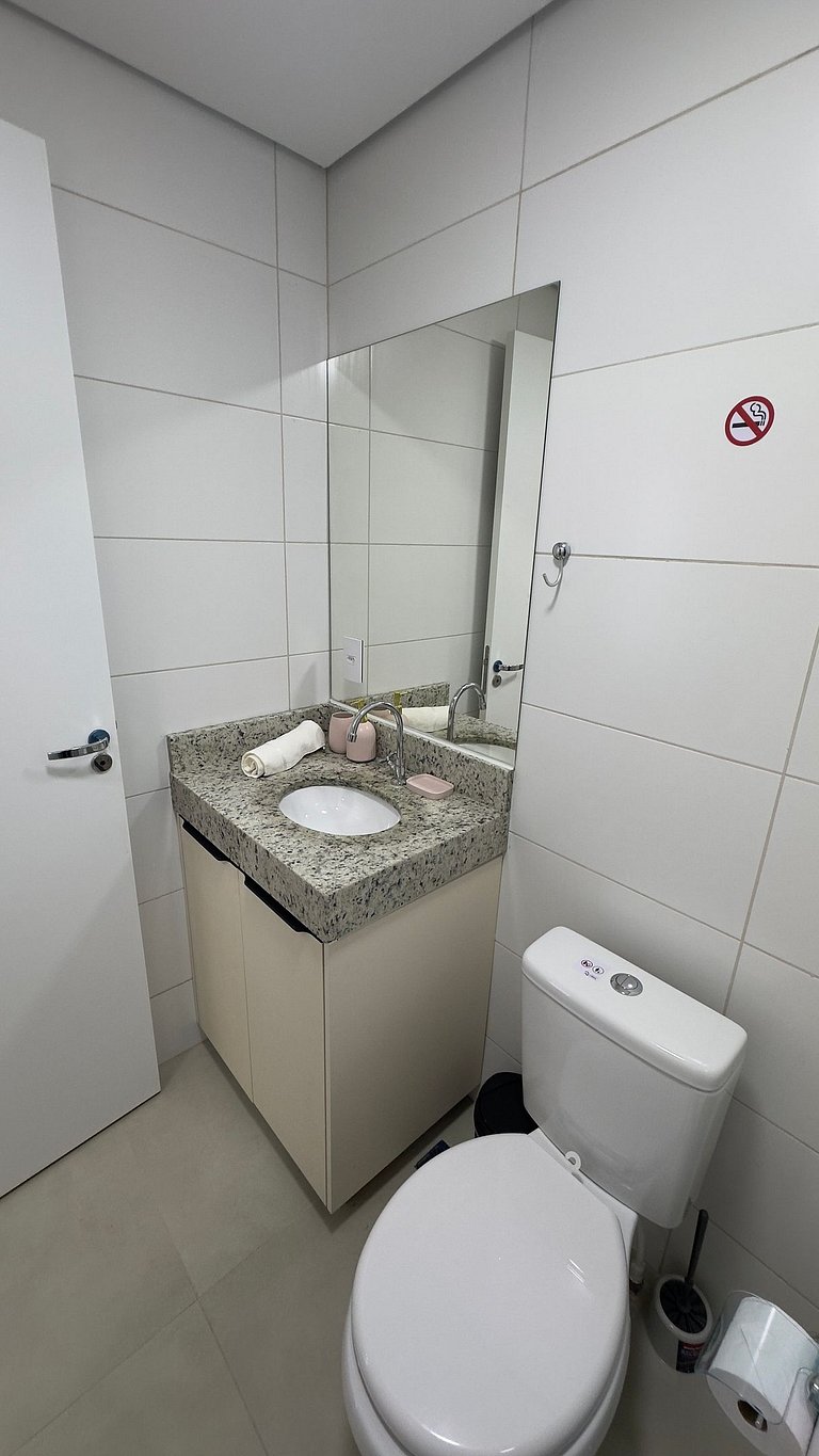 Apto lindo e aconchegante com Piscina região centr