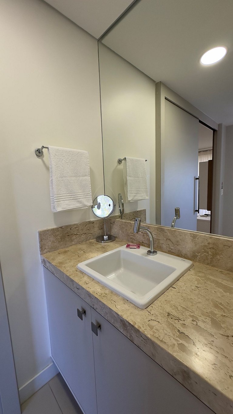 Apartamento Studio no Centro de Foz