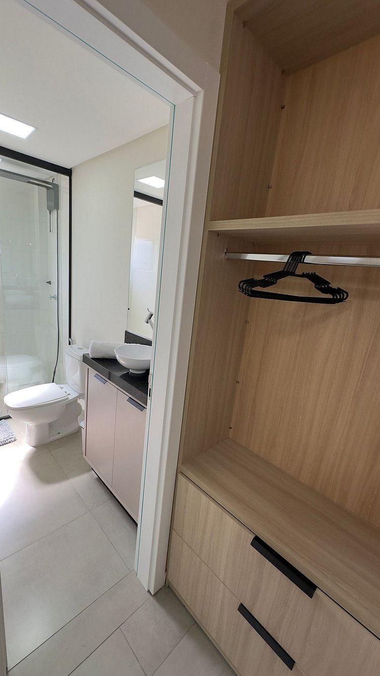 Lindo Studio em excelente localização - Centro