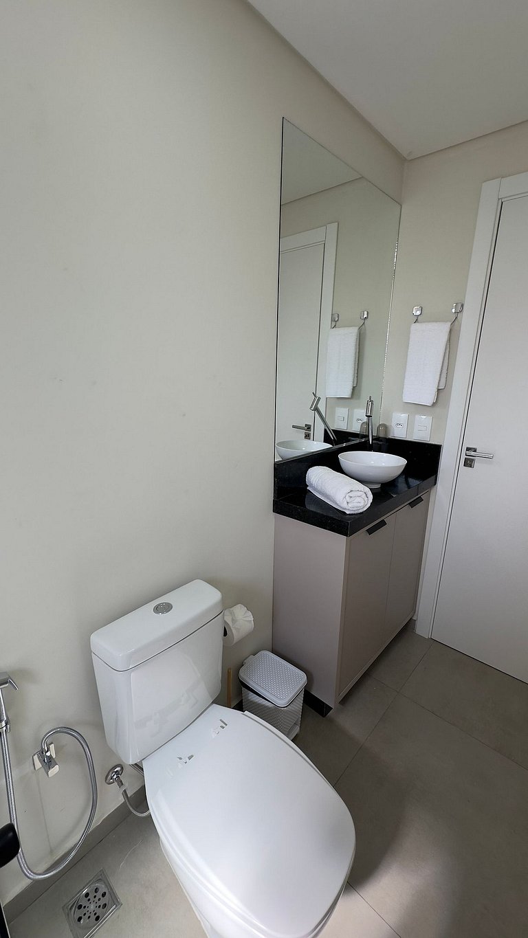 Lindo Studio em excelente localização - Centro