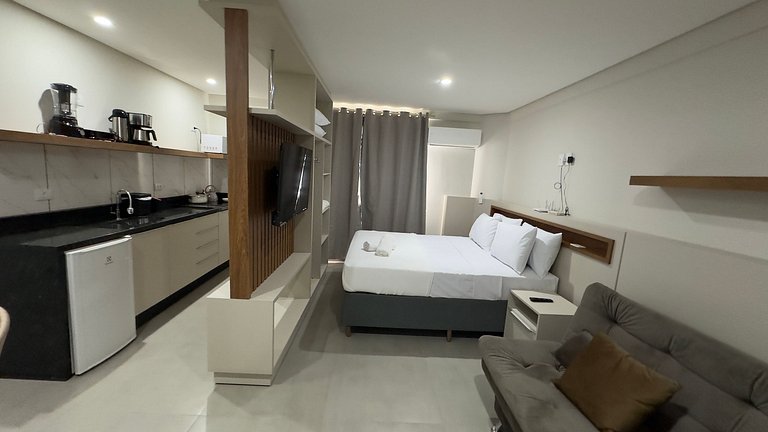 Studio Completo em Foz - WiFi e Ar-cond.