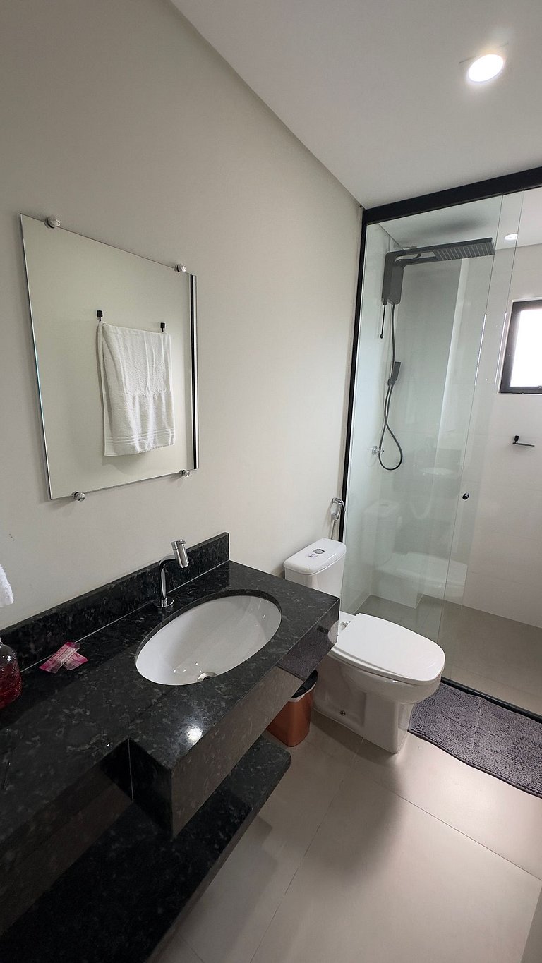 Estúdio bem localizado no centro de Foz