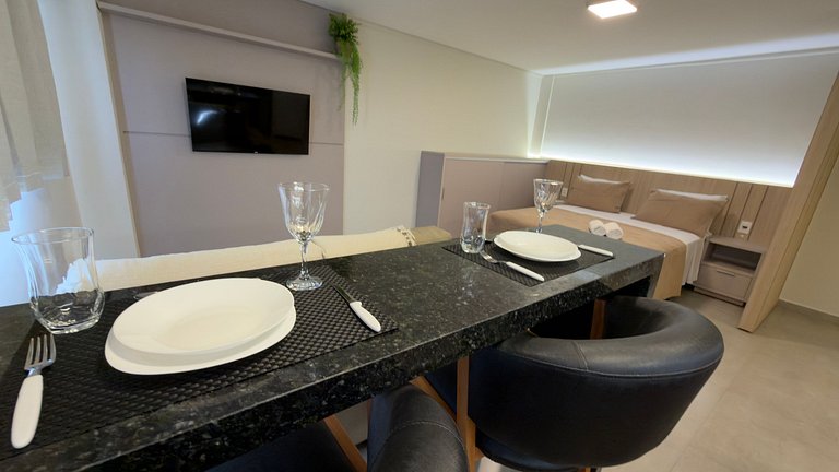 Estúdio bem localizado em Foz