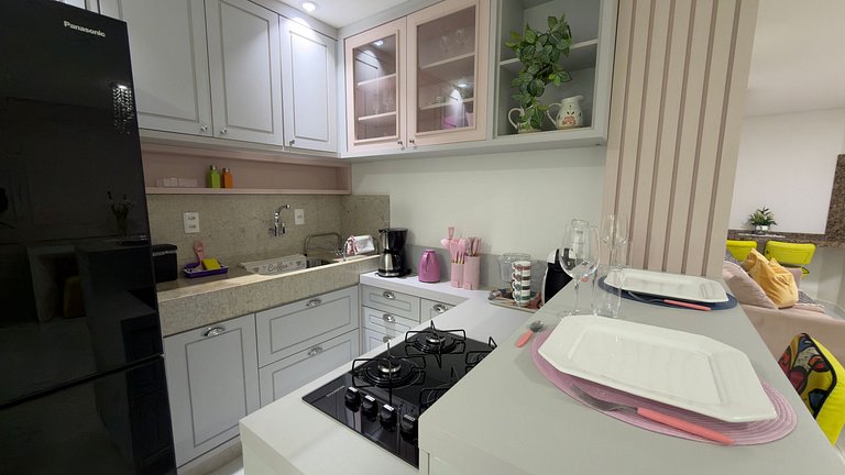 Apt com Suíte e Varanda - Centro de Foz