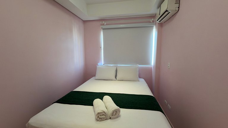 Apt com Suíte e Varanda - Centro de Foz