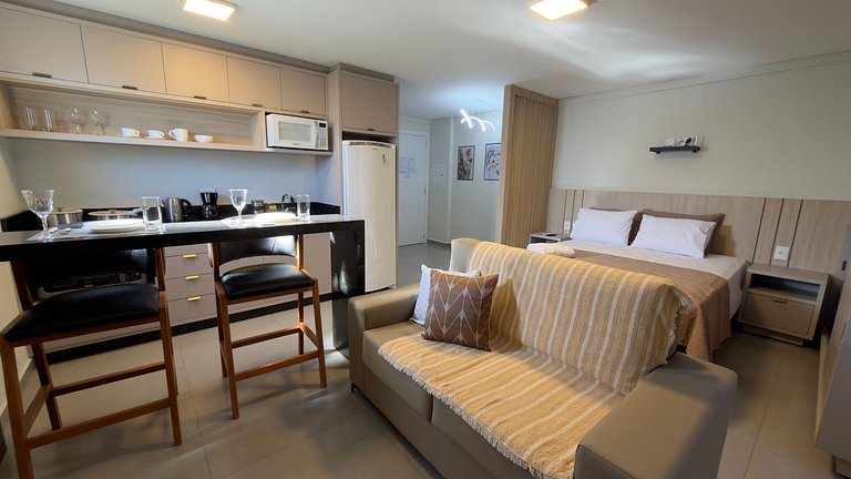 Estúdio completo em ótima localização em Foz