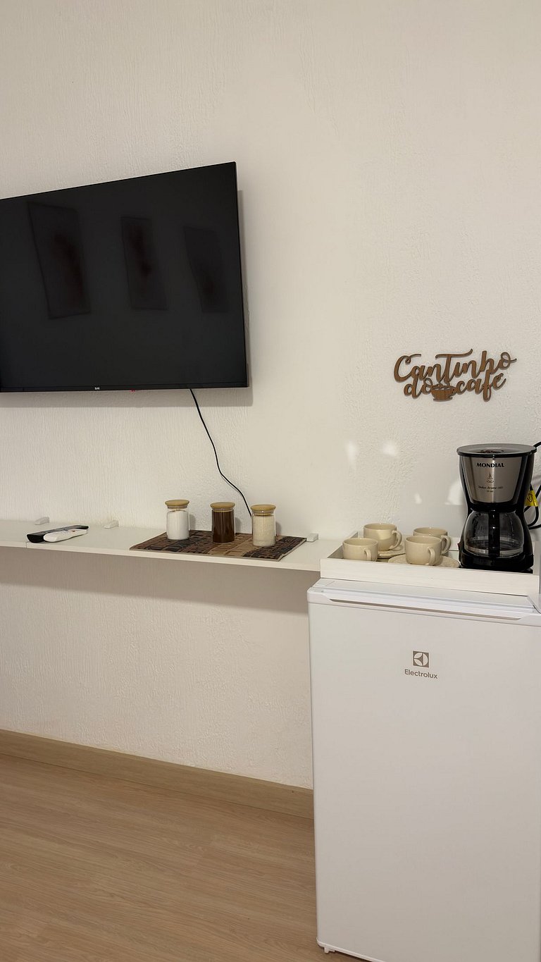 Studio Moderno com Garagem, WiFi e Acesso 24h