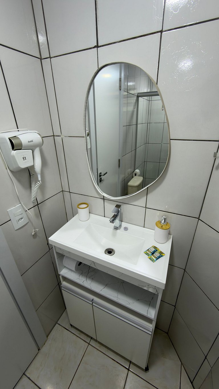 Studio Moderno com Garagem, WiFi e Acesso 24h