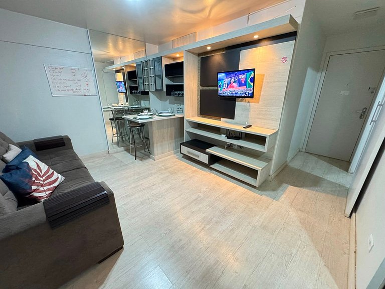Apt 2 Quartos na Av. Paraná - Portaria 24h