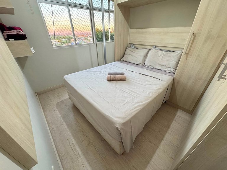 Apt 2 Quartos na Av. Paraná - Portaria 24h