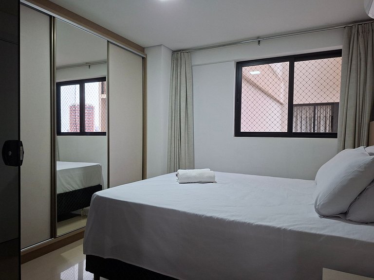 Studio Premium 52m² no Centro: Garagem e Piscina