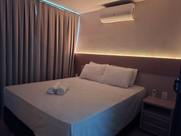Studio Premium 52m² no Centro: Garagem e Piscina