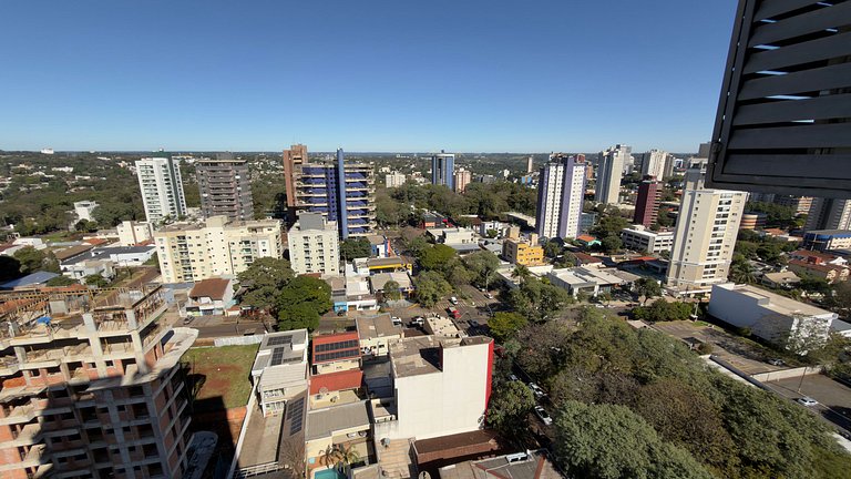 Apt no 17º Andar no centro de Foz - Garagem