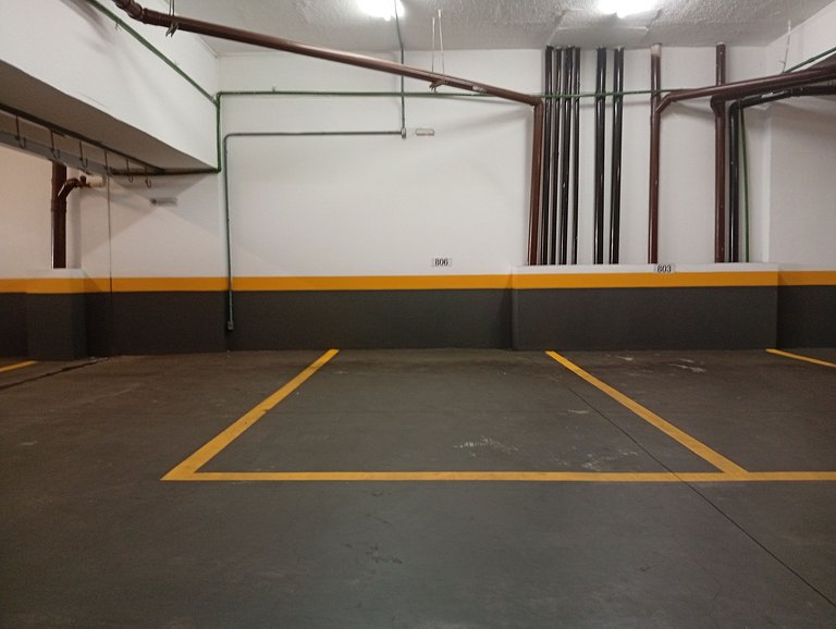 Apt no Centro de Foz com Garagem