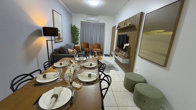 Casa térrea em excelente localização - 02 garagens