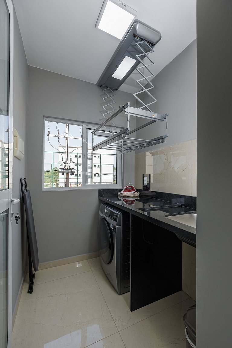 Ground Floor Apt · Pool · BBQ · Parking