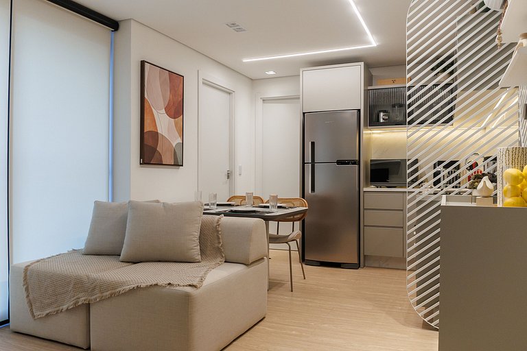 Apt alto padrão - 2 Quartos · Piscina · Garagem