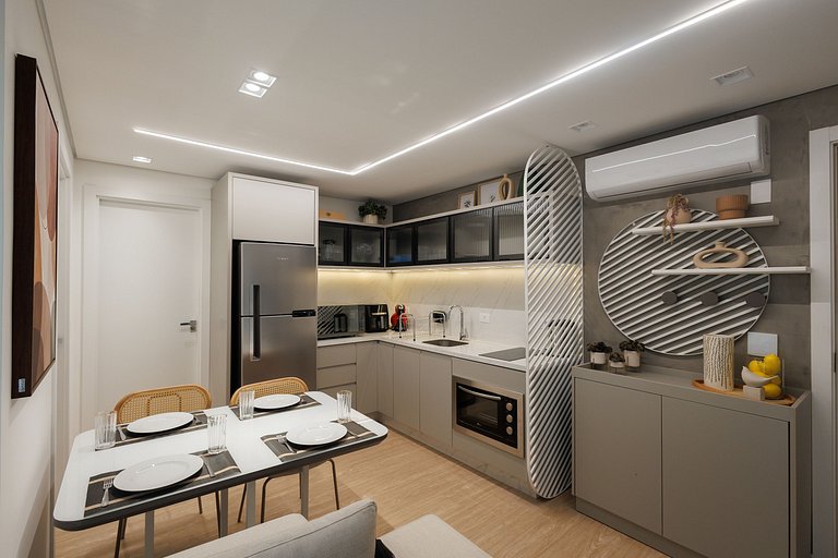 Apt alto padrão - 2 Quartos · Piscina · Garagem
